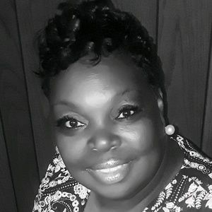 Meet your Posher, Carolyn